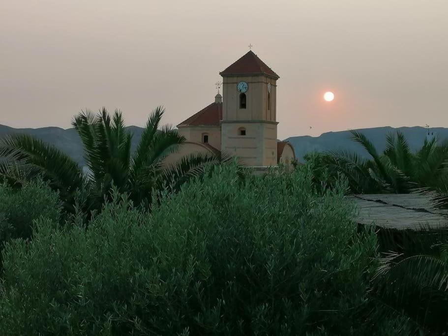 Вилла Casa Jardin. Vivienda Rural En Zona Tranquila. Лукайнена-де-лас-Торрес Экстерьер фото