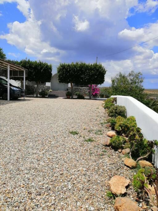 Вилла Casa Jardin. Vivienda Rural En Zona Tranquila. Лукайнена-де-лас-Торрес Экстерьер фото