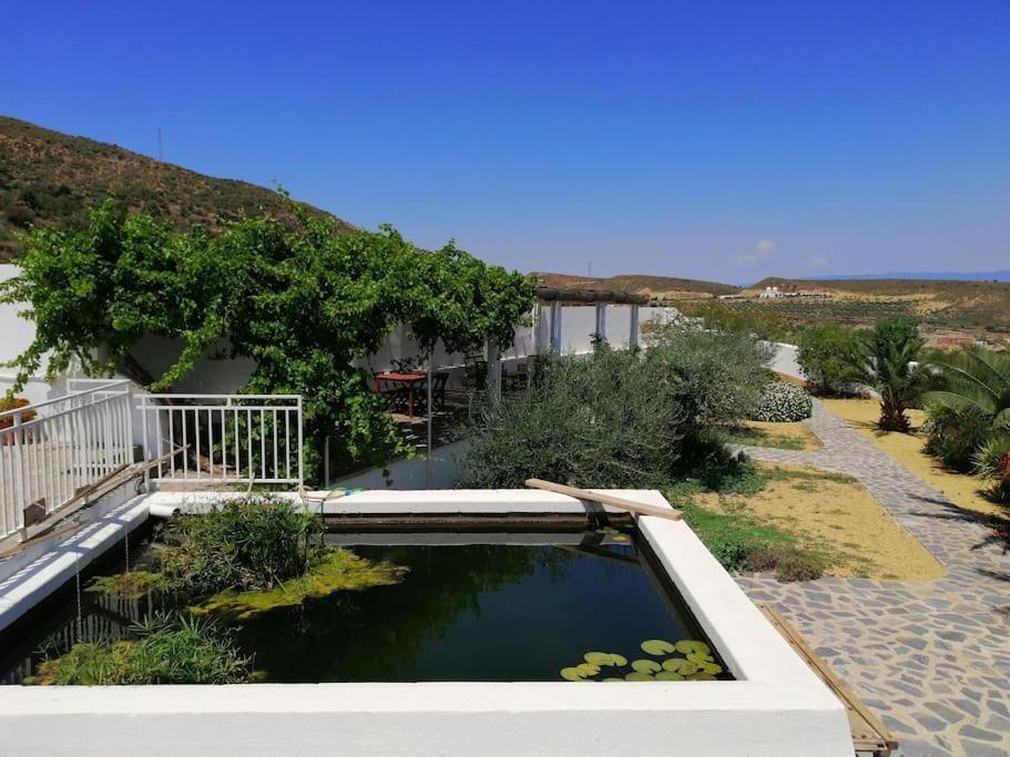 Вилла Casa Jardin. Vivienda Rural En Zona Tranquila. Лукайнена-де-лас-Торрес Экстерьер фото